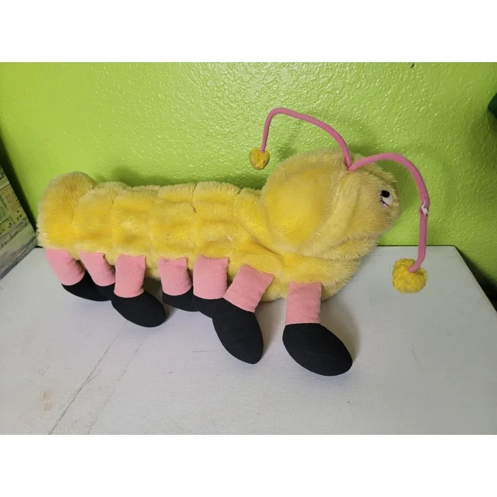 1970s ANIMAL EXPRESS YELLOW CATERPILLAR 14 LEGS 15
